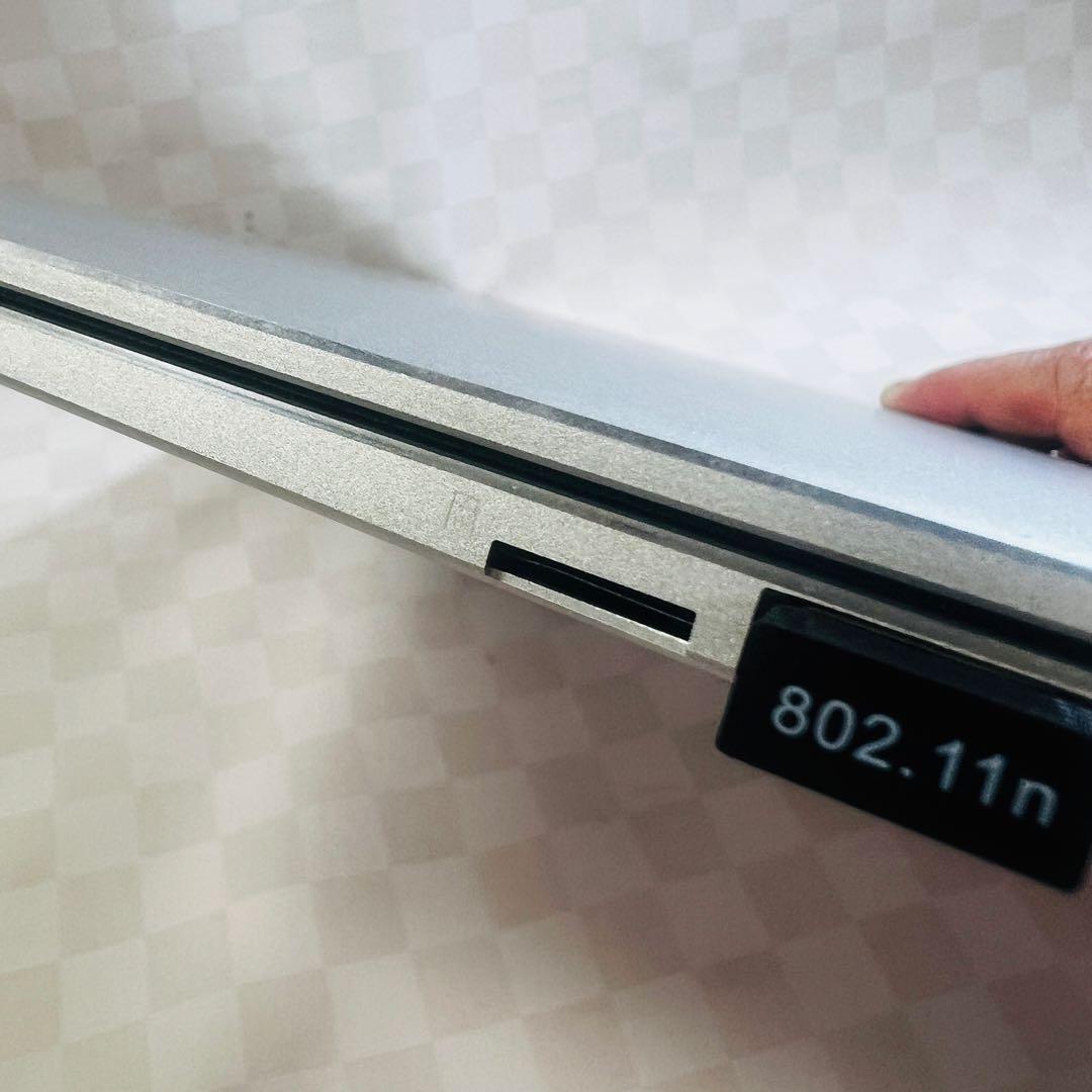 EZ book X4 6128 シルバー Windows