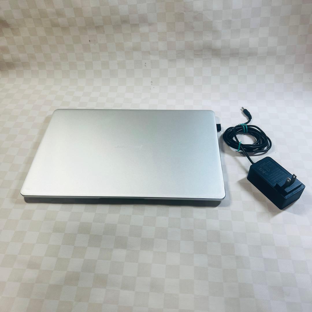 EZ book X4 6128 シルバー Windows