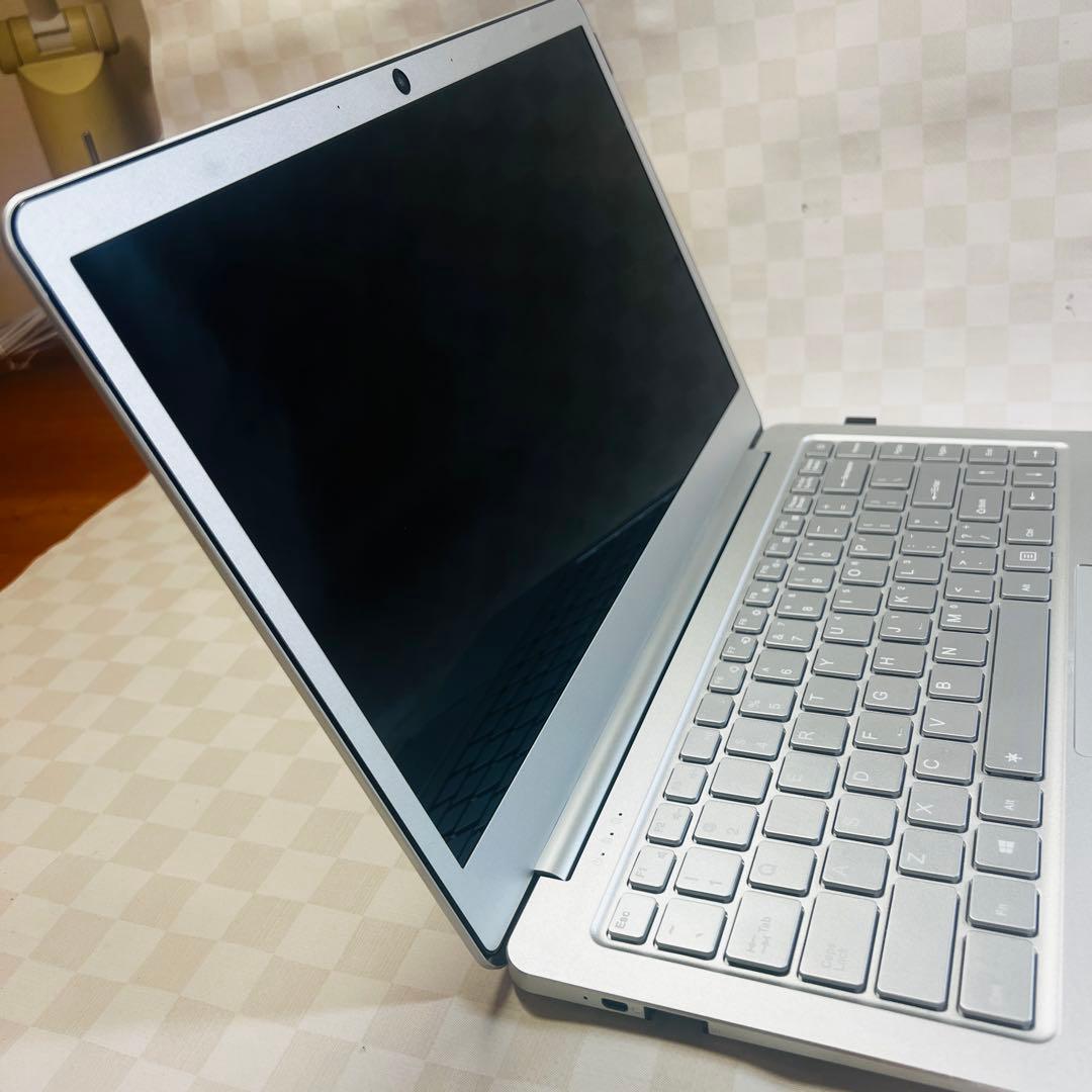 EZ book X4 6128 シルバー Windows