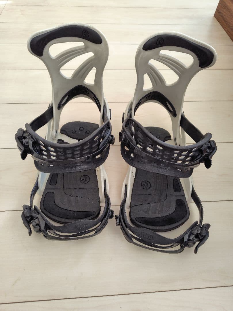 スノーボード FLUX ds