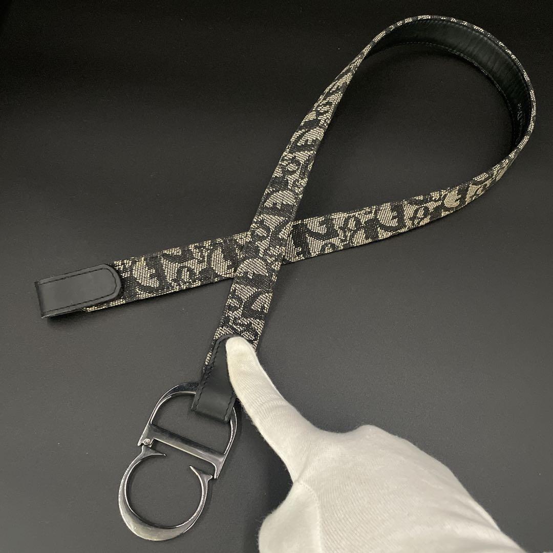 美品　クリスチャンディオール　CDロゴ　バックルベルト　トロッター柄　ネイビー