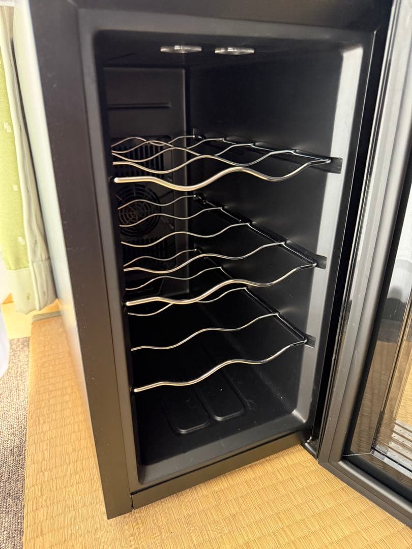 IRIS OHYAMA ワインセラー ブラック