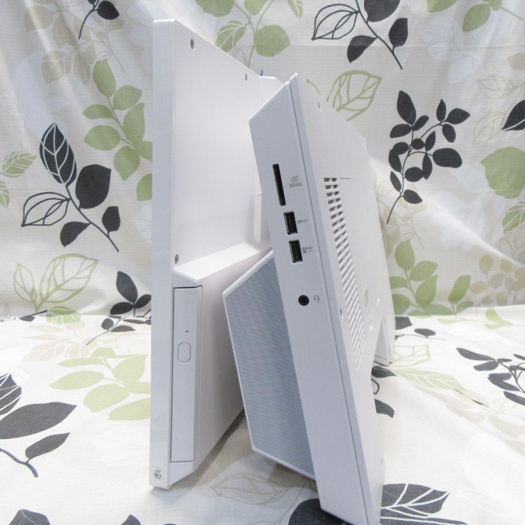 Win11公式対応10世代i3/メ8G/新品SSD480G/ブルーレイ/カメラ