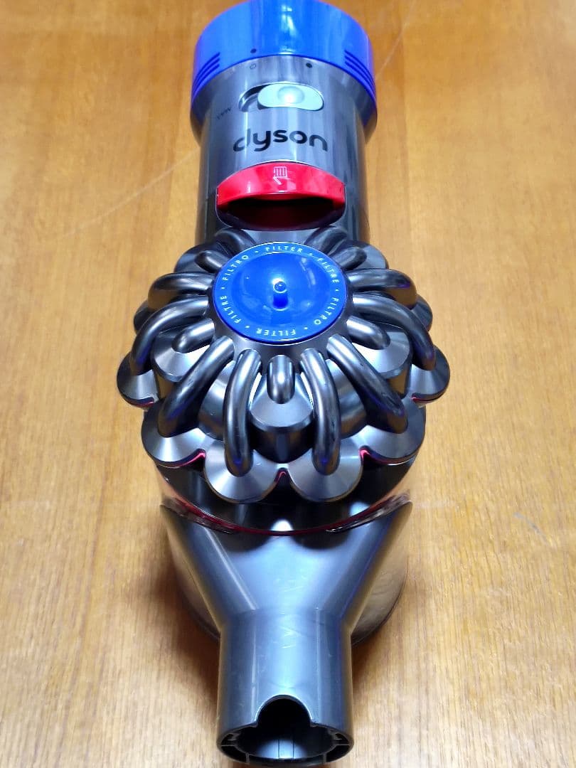 ダイソンV8 SV10 ＋マキタ18vアダプターセット 分解清掃済み 動作品