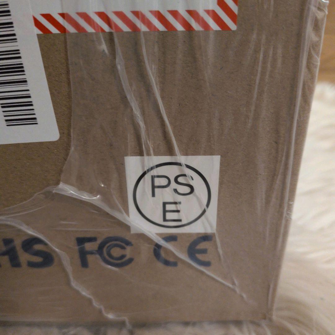 【新品】水拭き掃除機　強力吸引　コードレス スティッククリーナー　床拭き　軽量