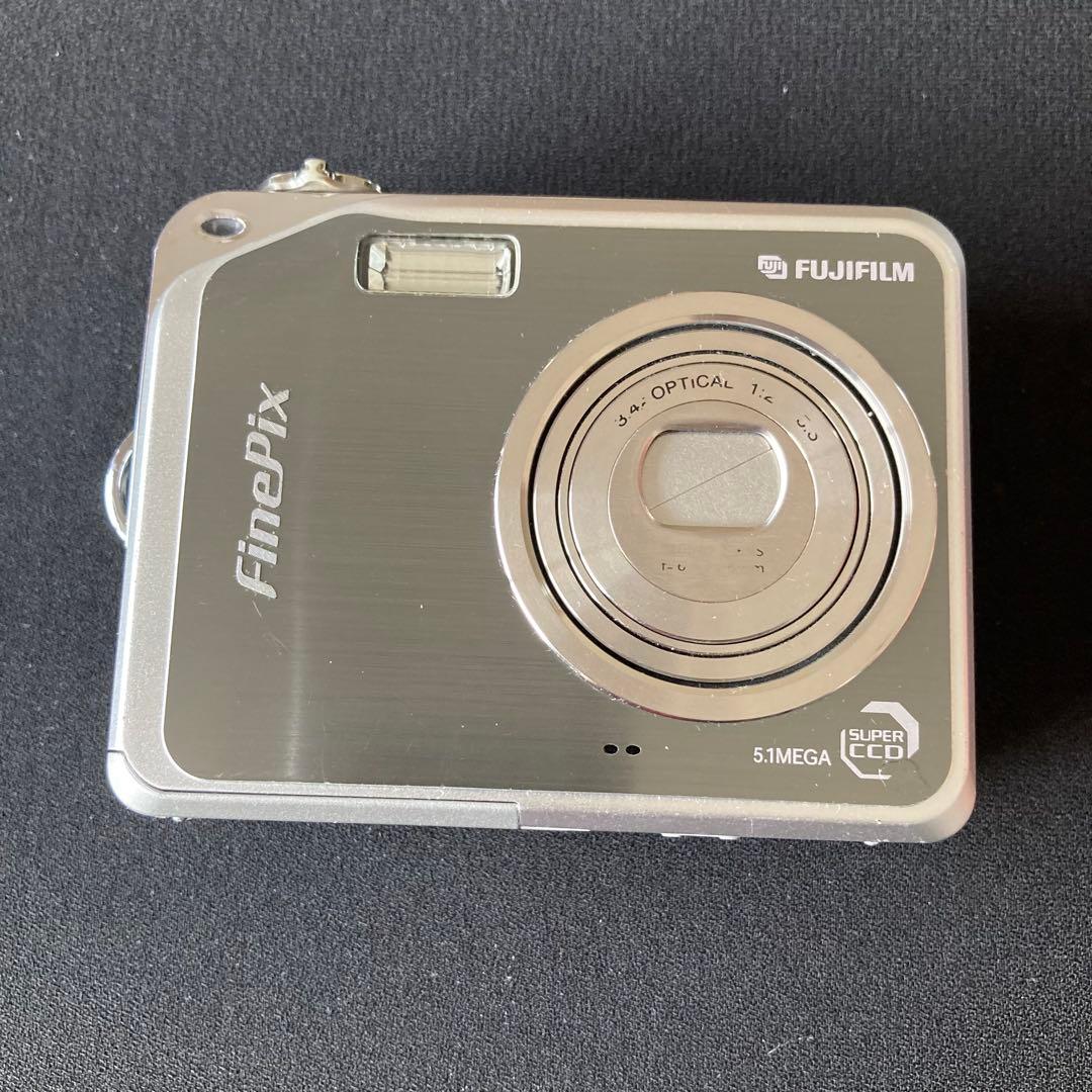 FUJIFILM FinePix V10 CCDセンサー コンデジ
