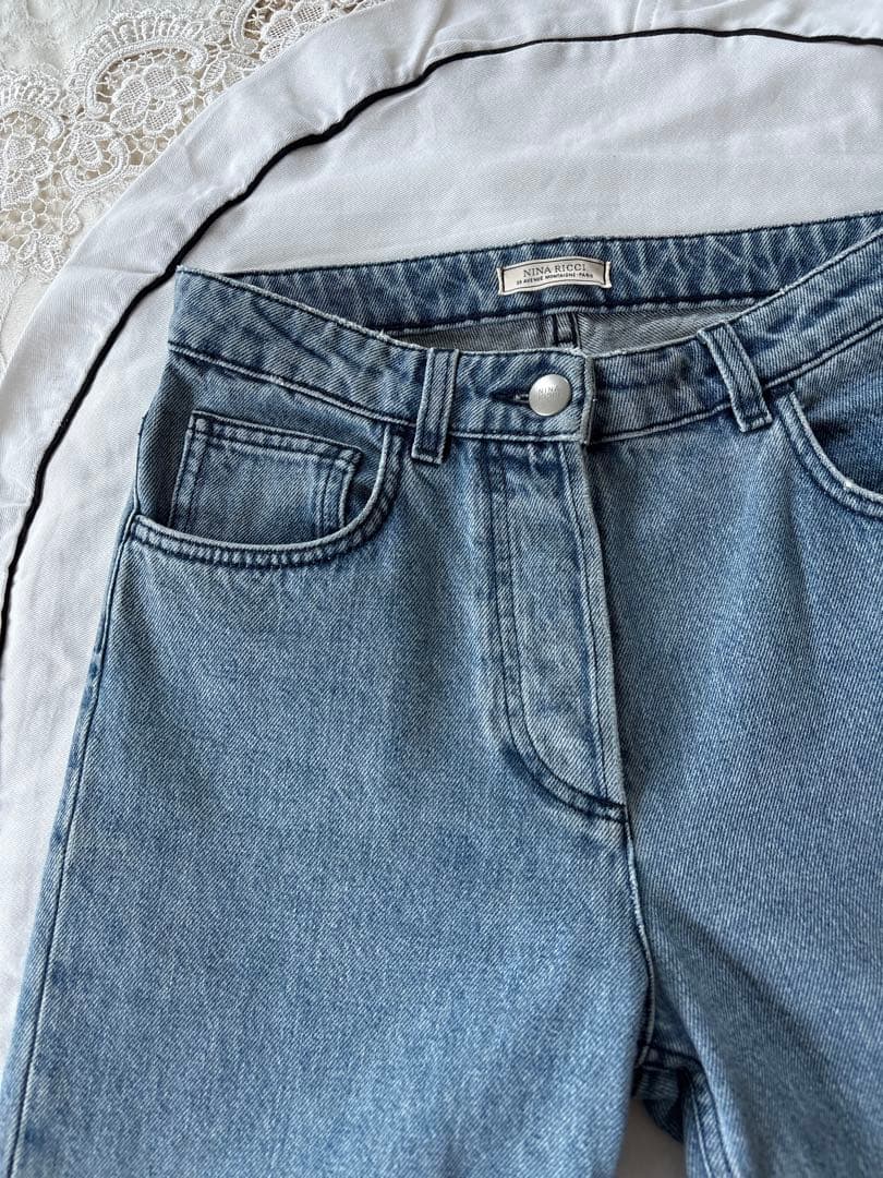 高級　ニナリッチ　ロゴ入り　スリットデニムパンツ　24サイズ　¥98000