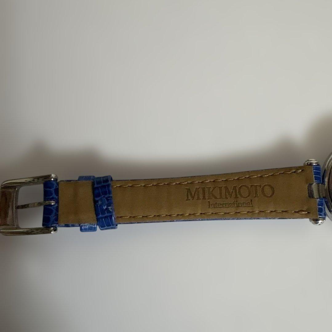 Mikimoto 真珠付き腕時計　真珠貝の文字盤