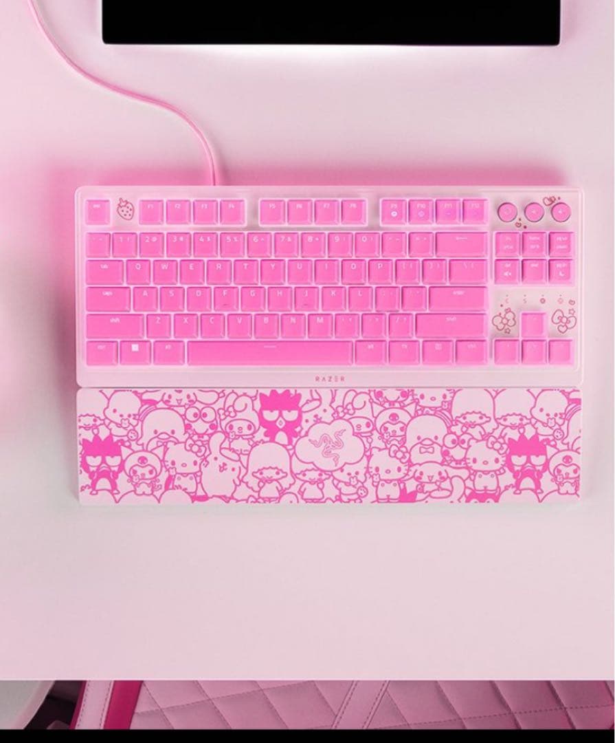 新品　Razer Ornata V3 Tenkeyless ハローキティコラボ