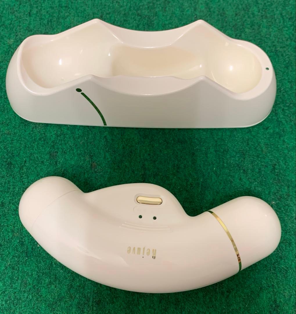 リジューヴェ　美顔器　美品