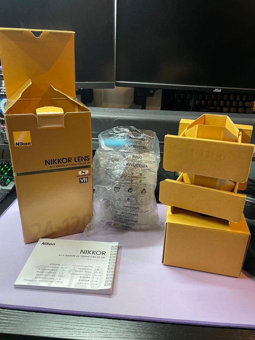 防湿庫保管AF-S NIKKOR 24-120mm f/4G ED VR、箱付き