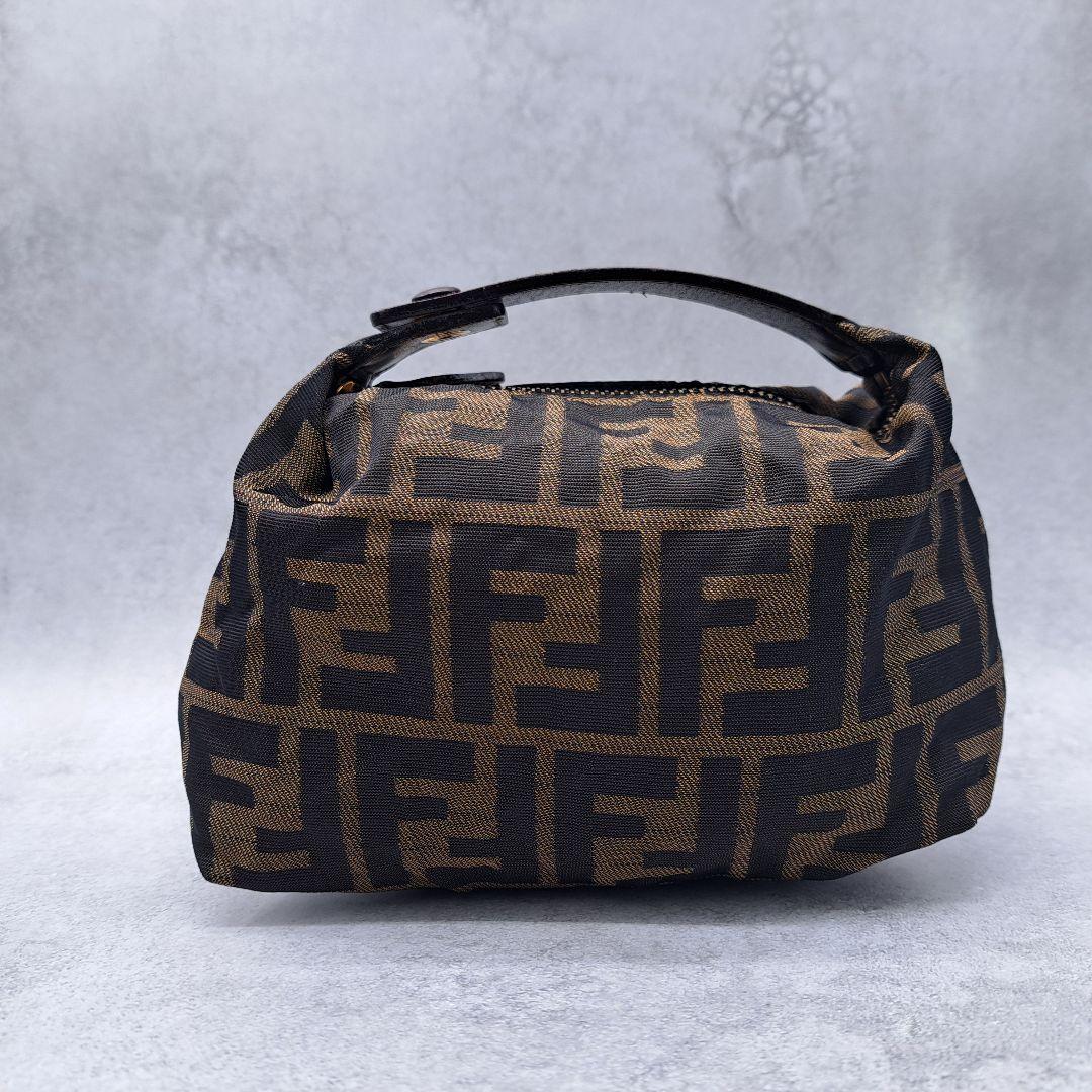 FENDI フェンディ ズッカ柄 ポーチ レザー ナイロン 小物入れ