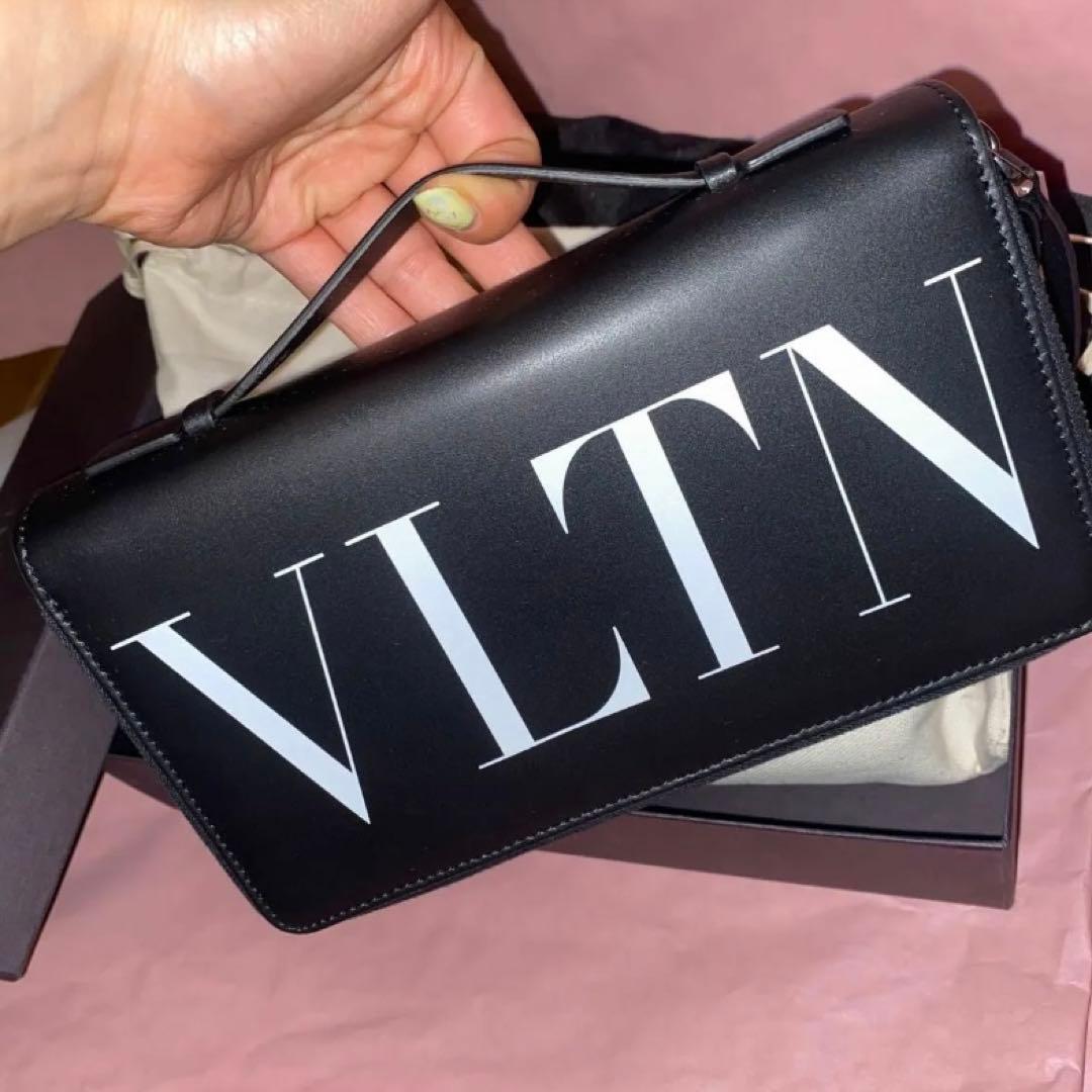 【VALENTINO GARAVANI】長財布／送料込