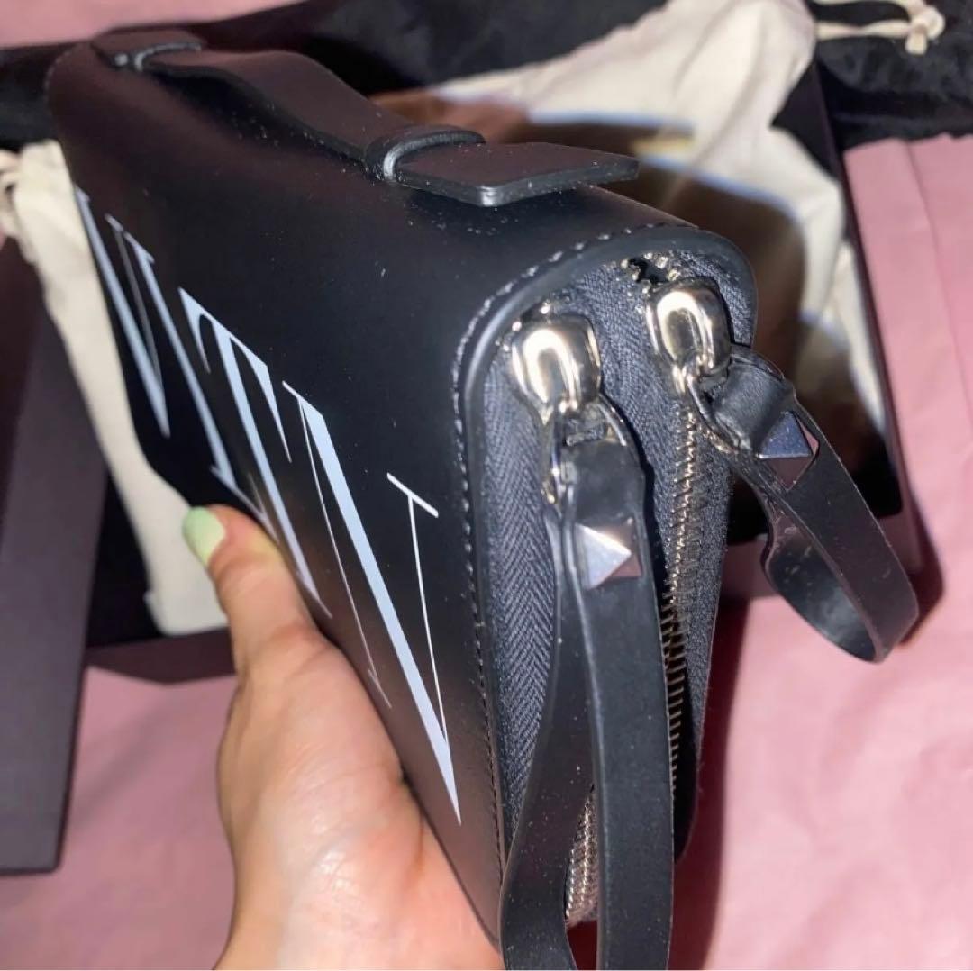 【VALENTINO GARAVANI】長財布／送料込