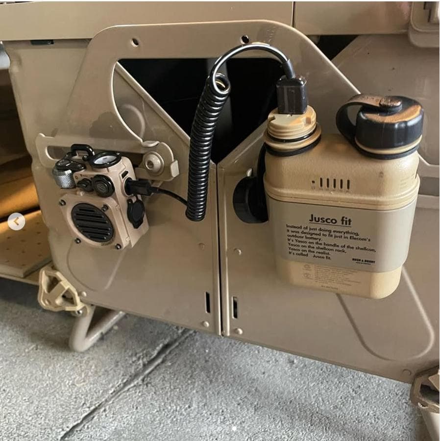 旅行用家電 BRUNT x ELECOM JUSCO FIT BATTERY HOLDER