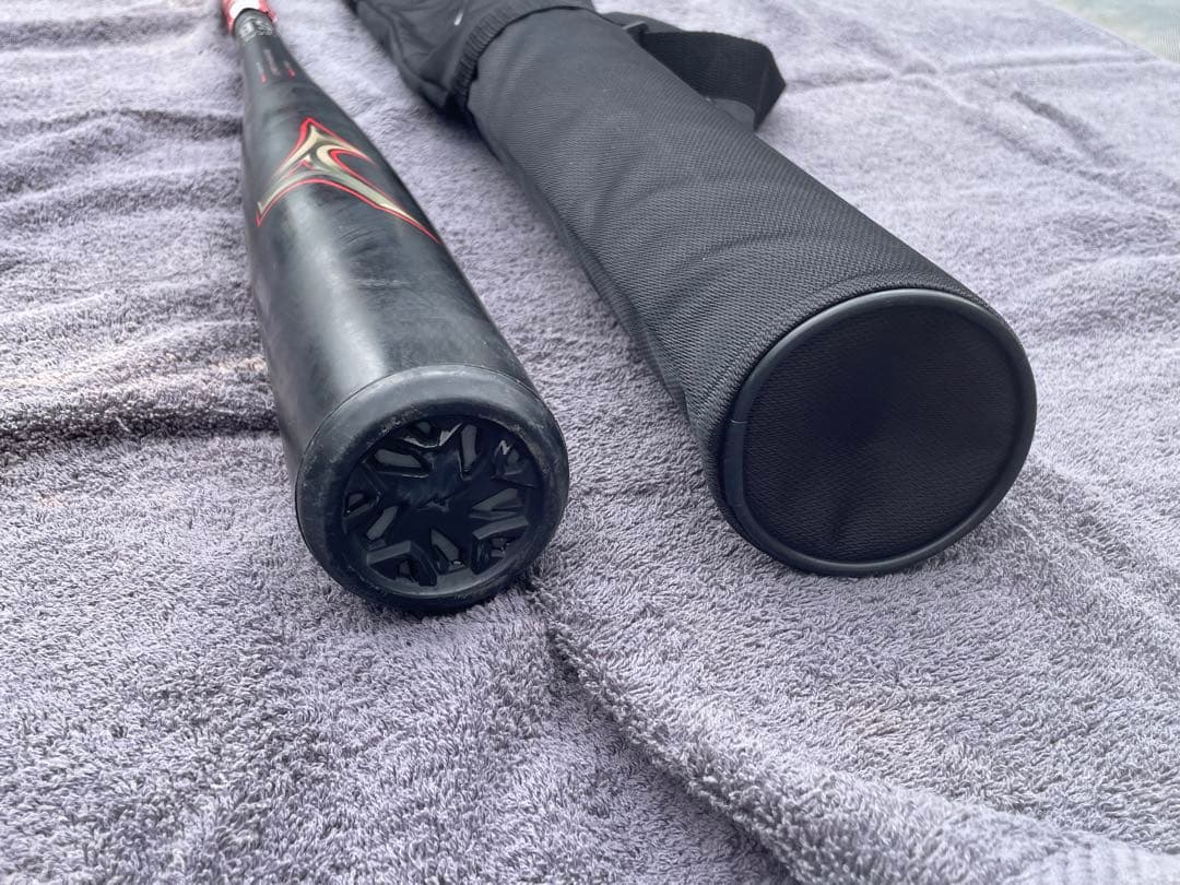 【中古品/軟式用】複合バットMIZUNOビヨンドマックスレガシー84cｍケース付