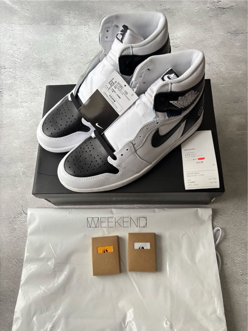 ナイキ NIKE　エアジョーダン1 レトロ ハイ OG 　ブラック/ホワイト