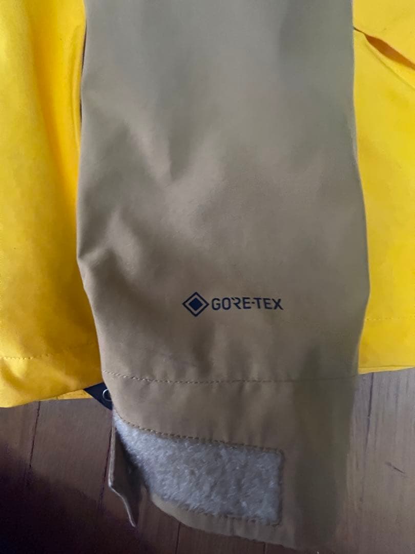 241スノーボードウェアセットアップ上下Gore-Tex