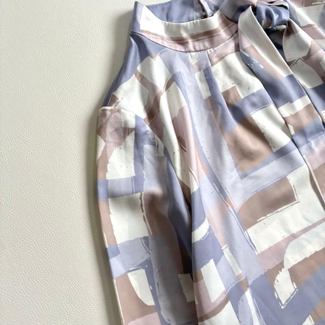 ◆極美品◆ANAYI◆スクエア幾何プリントサイドボウタイブラウス◆パープル◆S