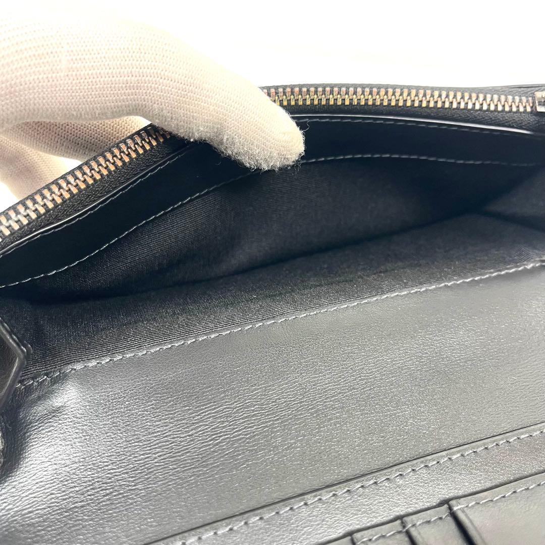 バーバリー　長財布　シャドーチェック　ロゴプレート　二つ折り　レザー　ブラック