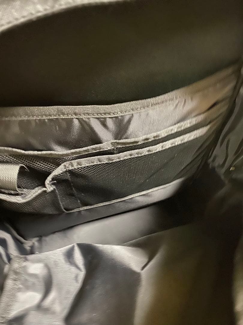 アフタヌーンティー 無重力ファンクションリュック