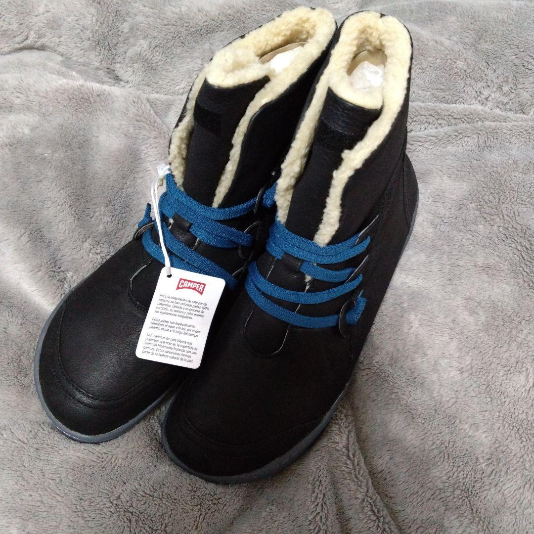 新品未使用　CAMPPER ブラックムートンブーツ　アクセントブルー