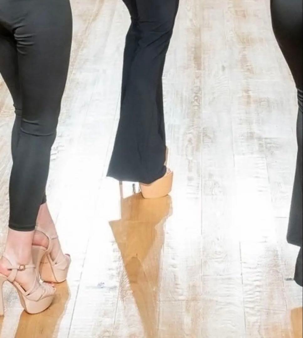 希少Jojo Bragais 16cmヒール サンダル Megan（ベージュ）