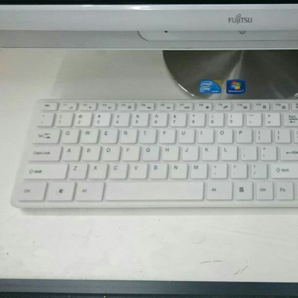 ★最終一品★FMVF/E70tハイスペック一体型デスクトップ