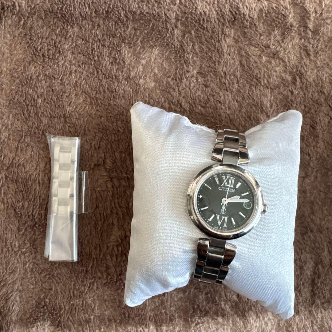 CITIZEN xC ソーラー腕時計/アナログ/BLK/H058-T021158