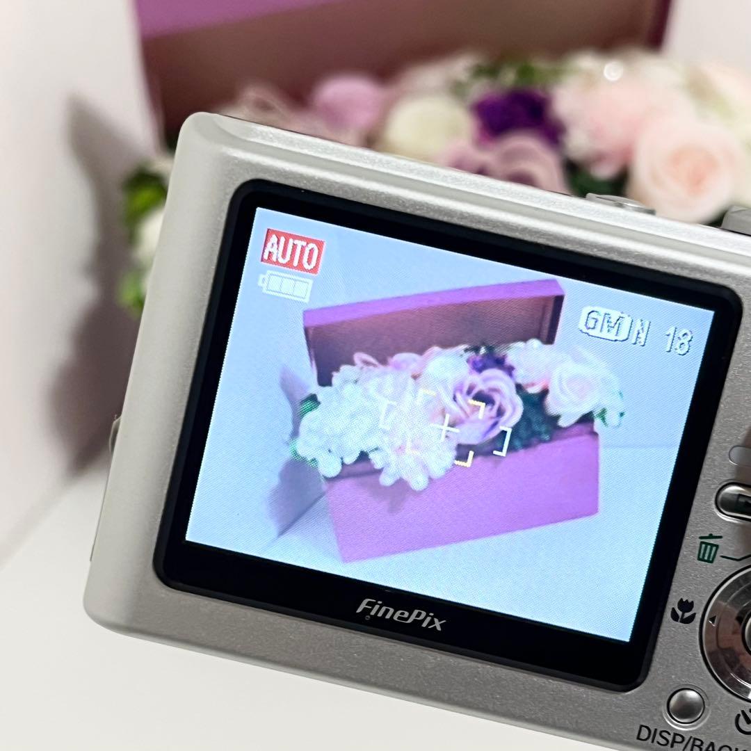 デジタルカメラ FUJIFILM finepix F10