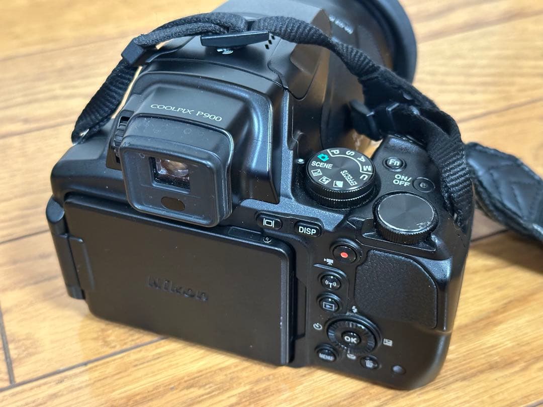 Nikon COOLPIX P900 付属品多数 ニコン デジカメ