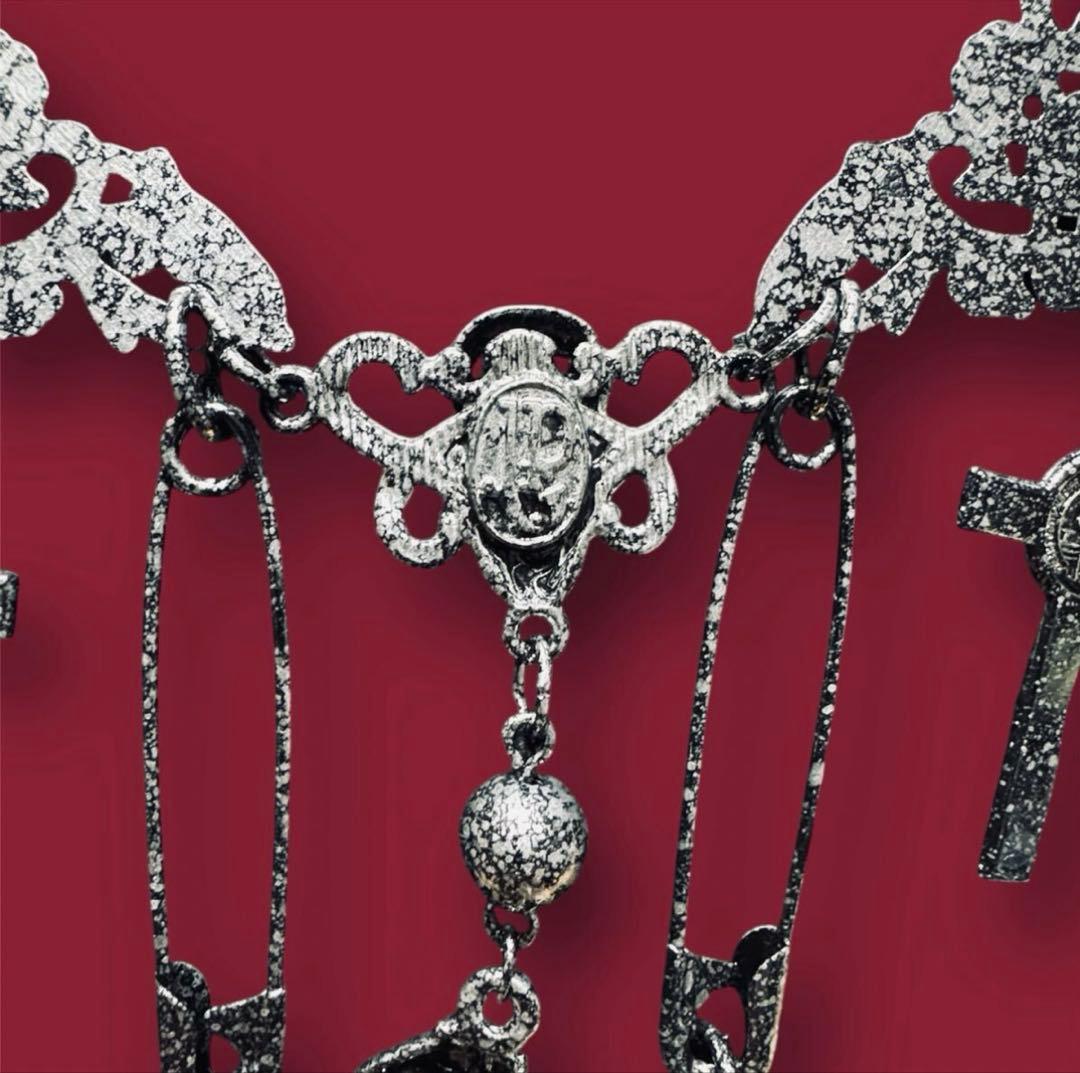 み*う様 1点物★ジャンポールゴルチエ★セーフティピンスカル3クロスカルマネック