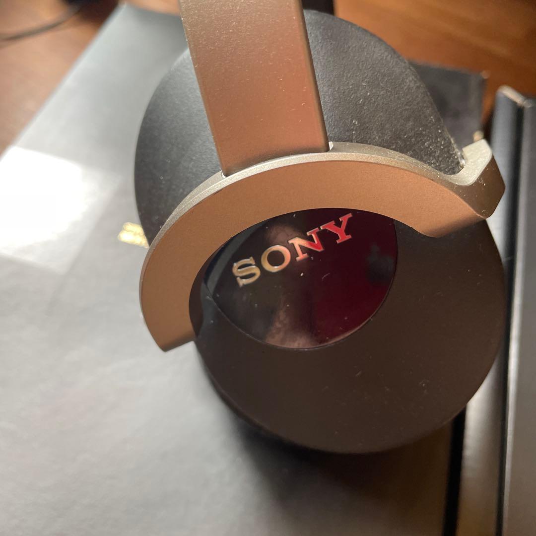SONY MDR-Z1000 (スタジオヘッドホン)元箱あり