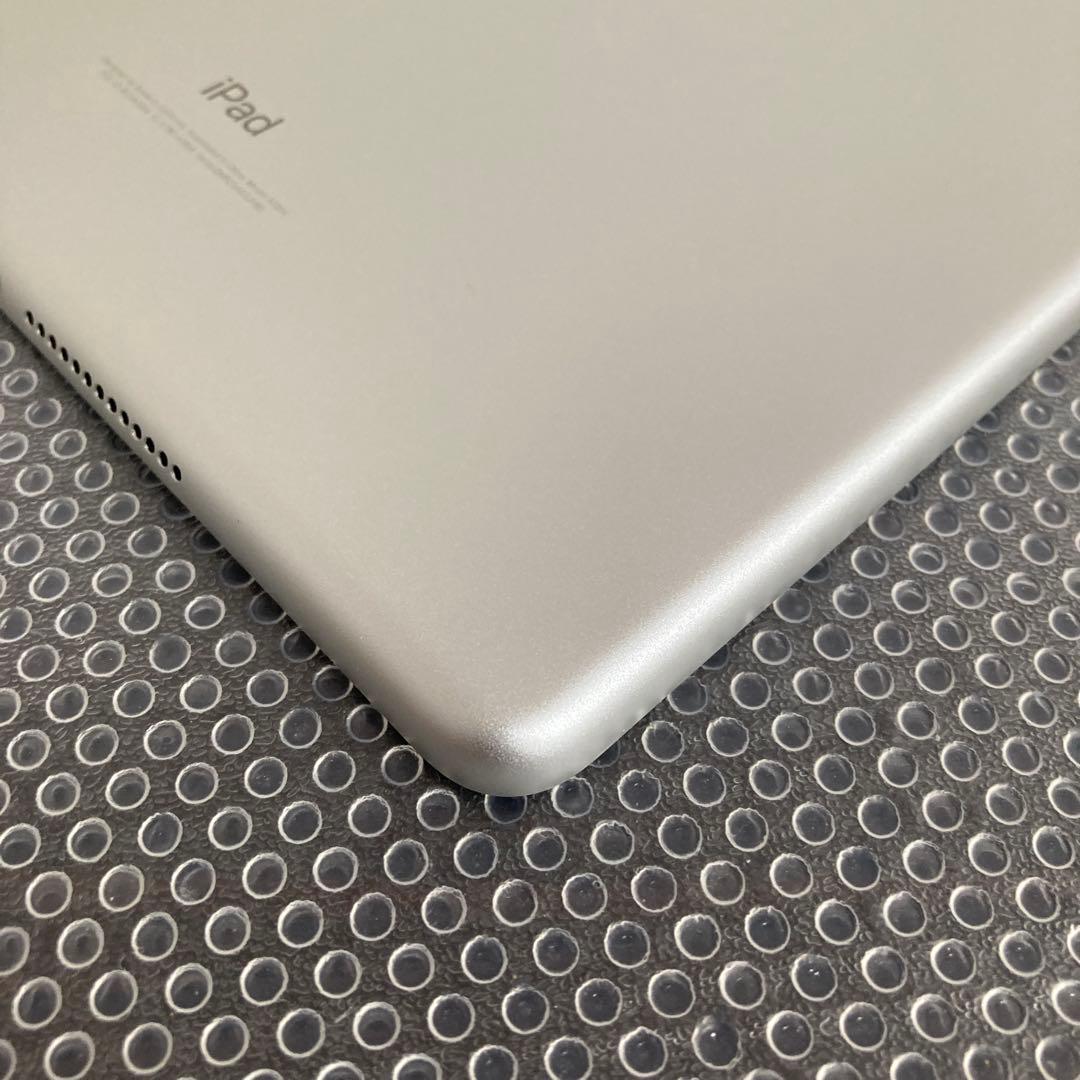 588【早い者勝ち】iPad6 第6世代 32GB SIMフリー☆