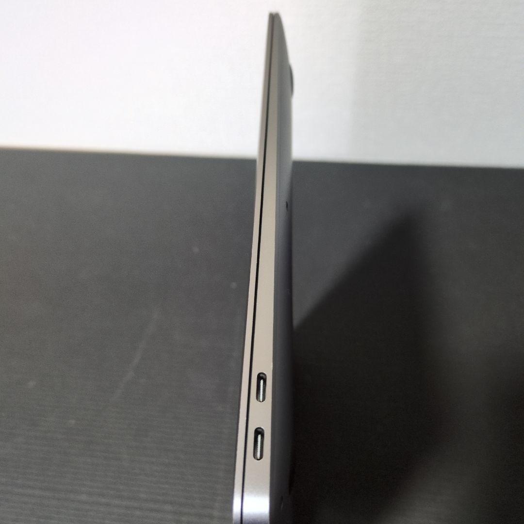 MacBook Air 13インチ 2020年 256GB Core i3