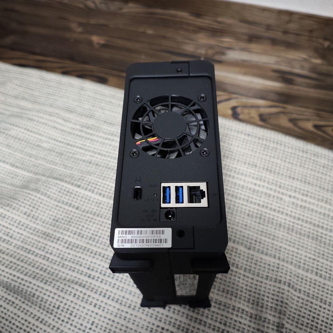 外付けハードディスク・ドライブ Synology DS118 NAS + WD Red Plus 2TB HDD