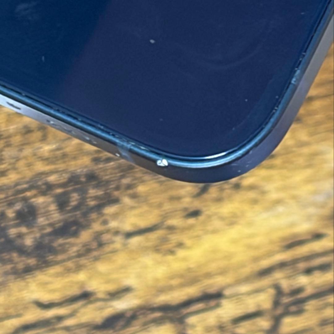 Apple iPhone 13 ブラック 本体