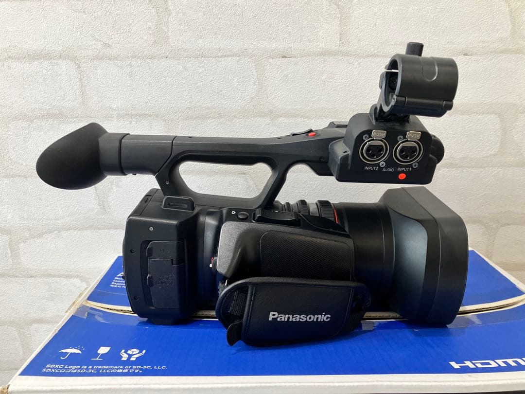 Panasonic AG-AC90 ビデオカメラセット① 箱、説明書、おまけ多数