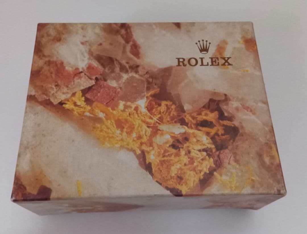 ロレックス 赤 空箱