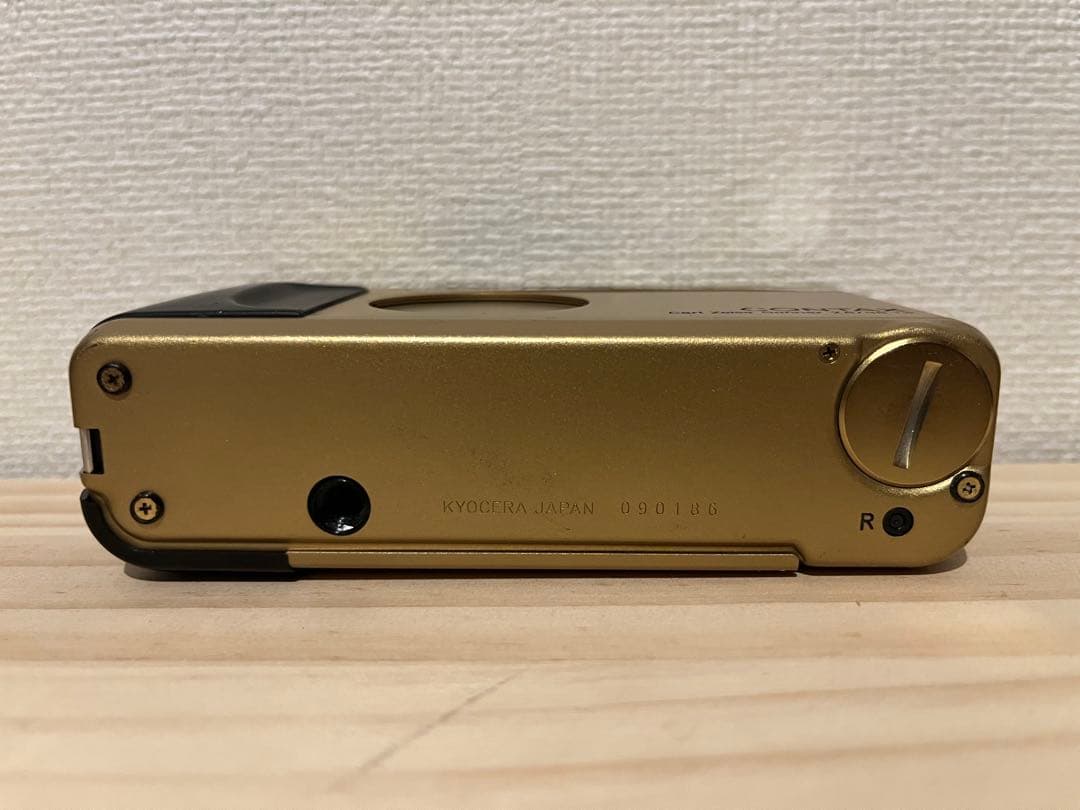 美品 完動品 CONTAX T2 チタンゴールド フィルムカメラ #25349