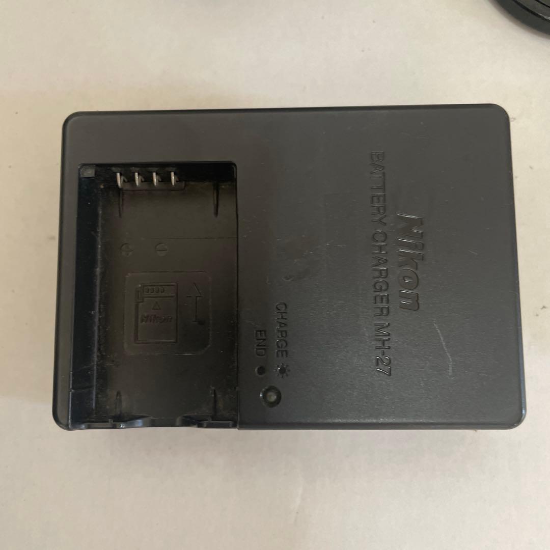 ニコンj1 ダブルレンズキット➕別売りアクセサリー、一式オーバーホール済