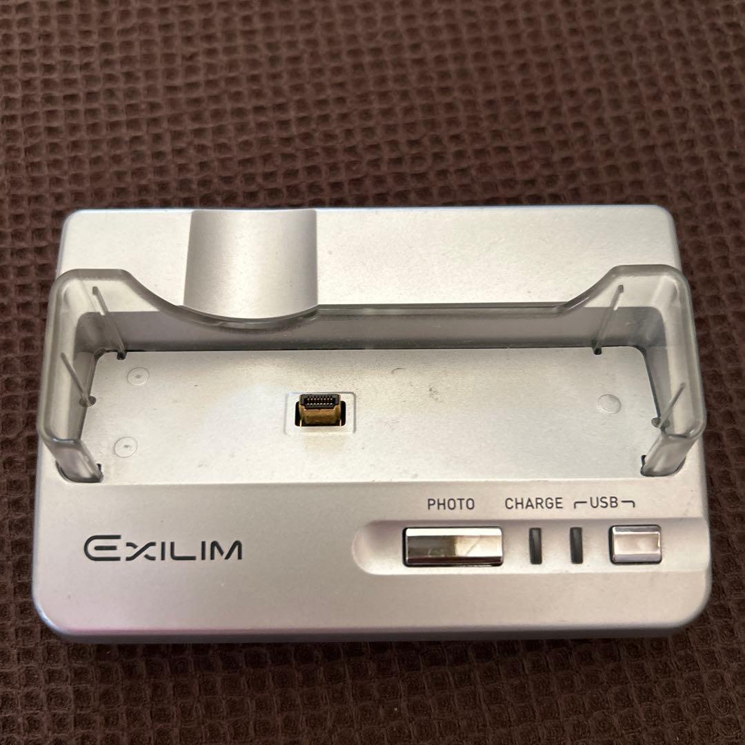 CASIO EXILIM 5.0メガピクセル コンパクトデジタルカメラ　液晶