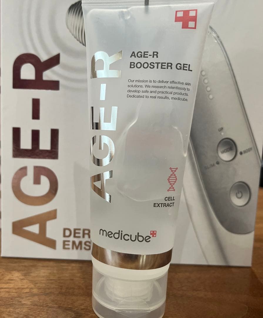 メディキューブ AGE-R EMSダーマショット