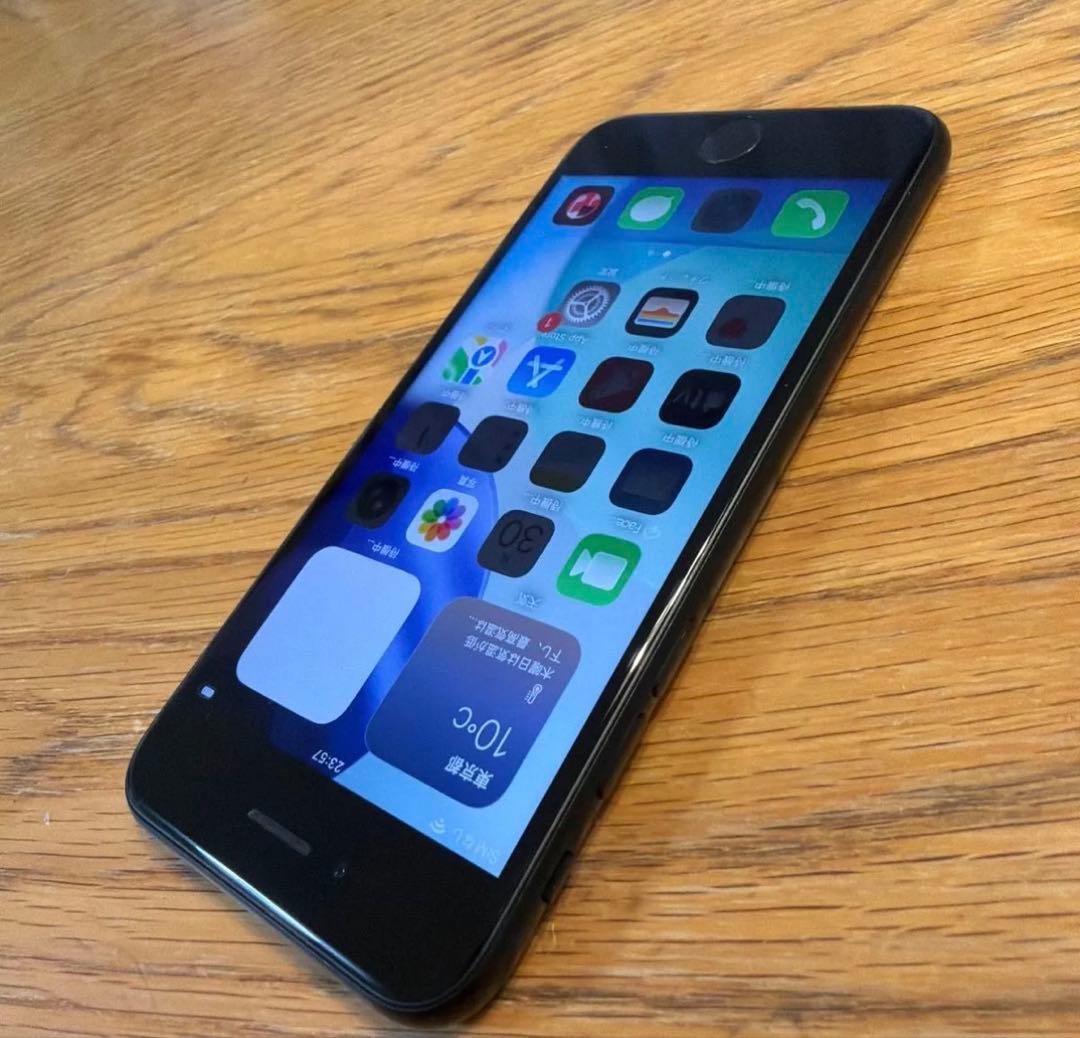★iPhone SE 第2世代★64GB★SIMフリー★バッテリー87%