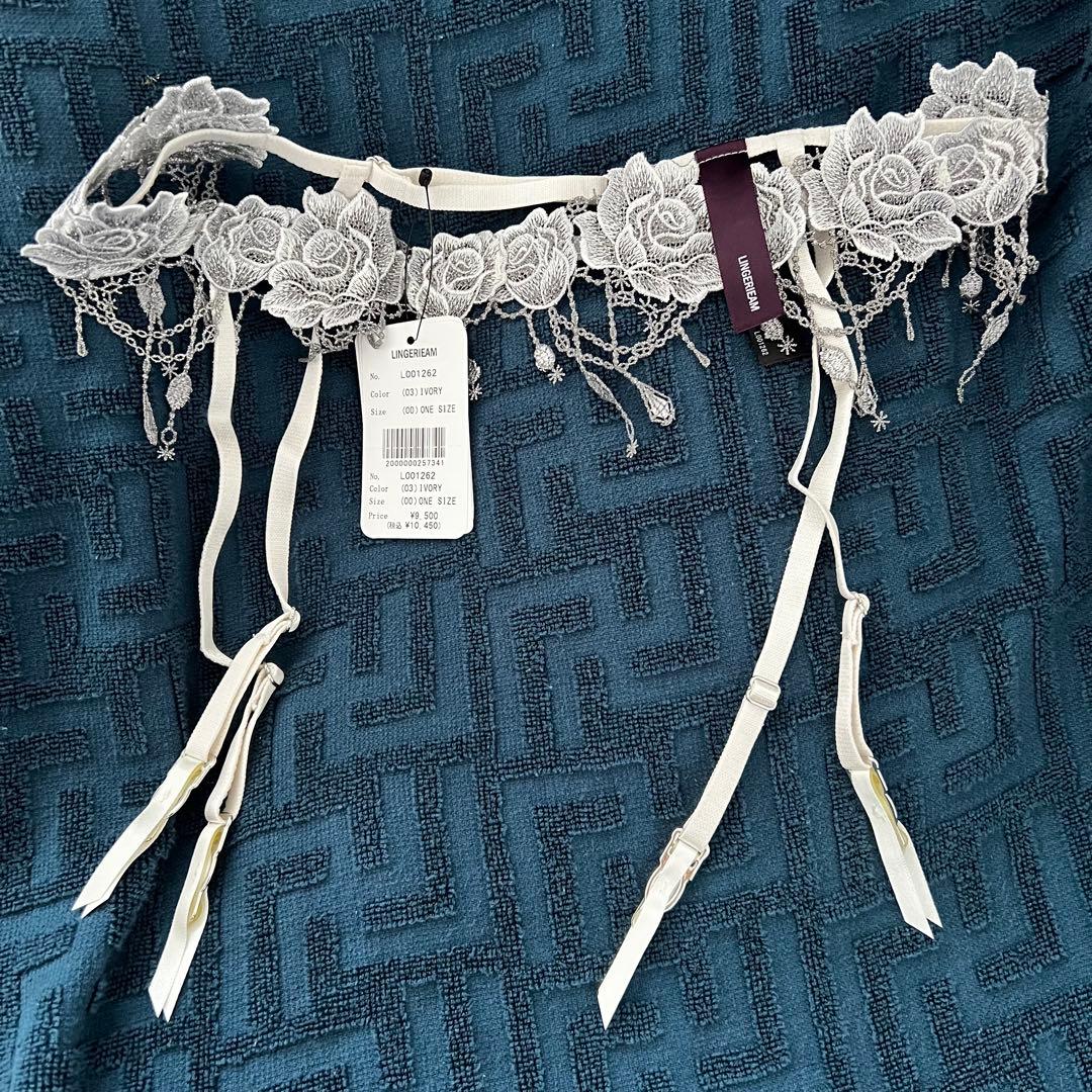 【新品タグ付き】LINGERIEAMブラ、ショーツ、ガーターベルト3点セット