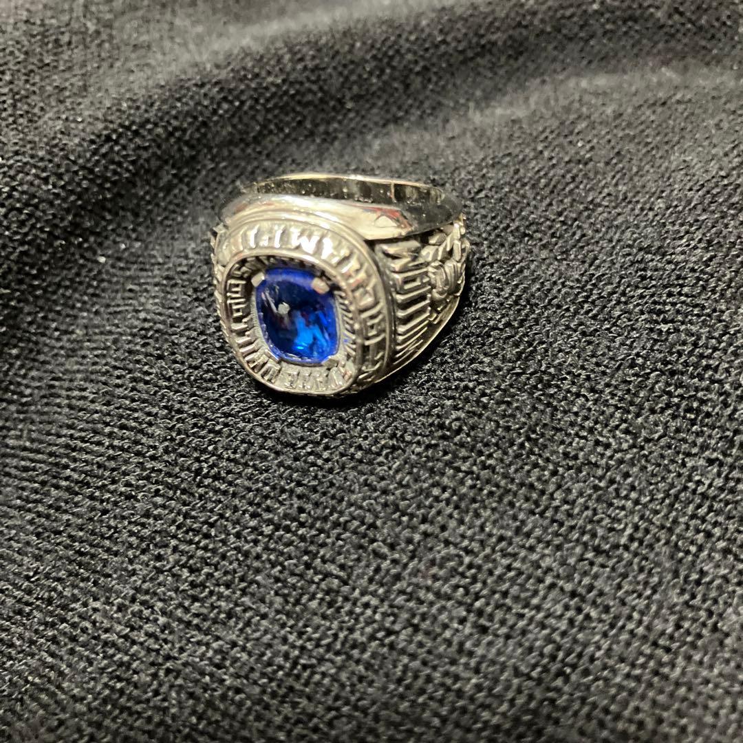 シルバーリング 青色の石 オーバルカット