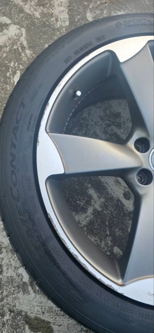 19インチ ホイールセット CONTINENTAL