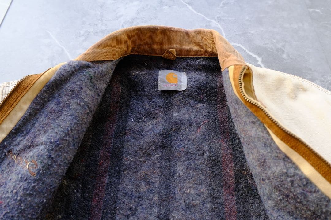 6BLJ M-L カーハート デトロイト ジャッケット J01 BRN