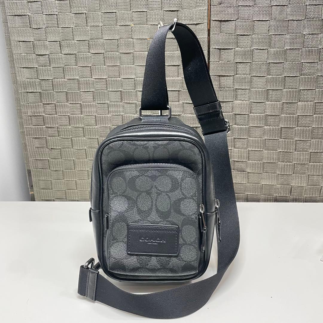 L*4様 COACH PVC ボディバッグ　ブラック