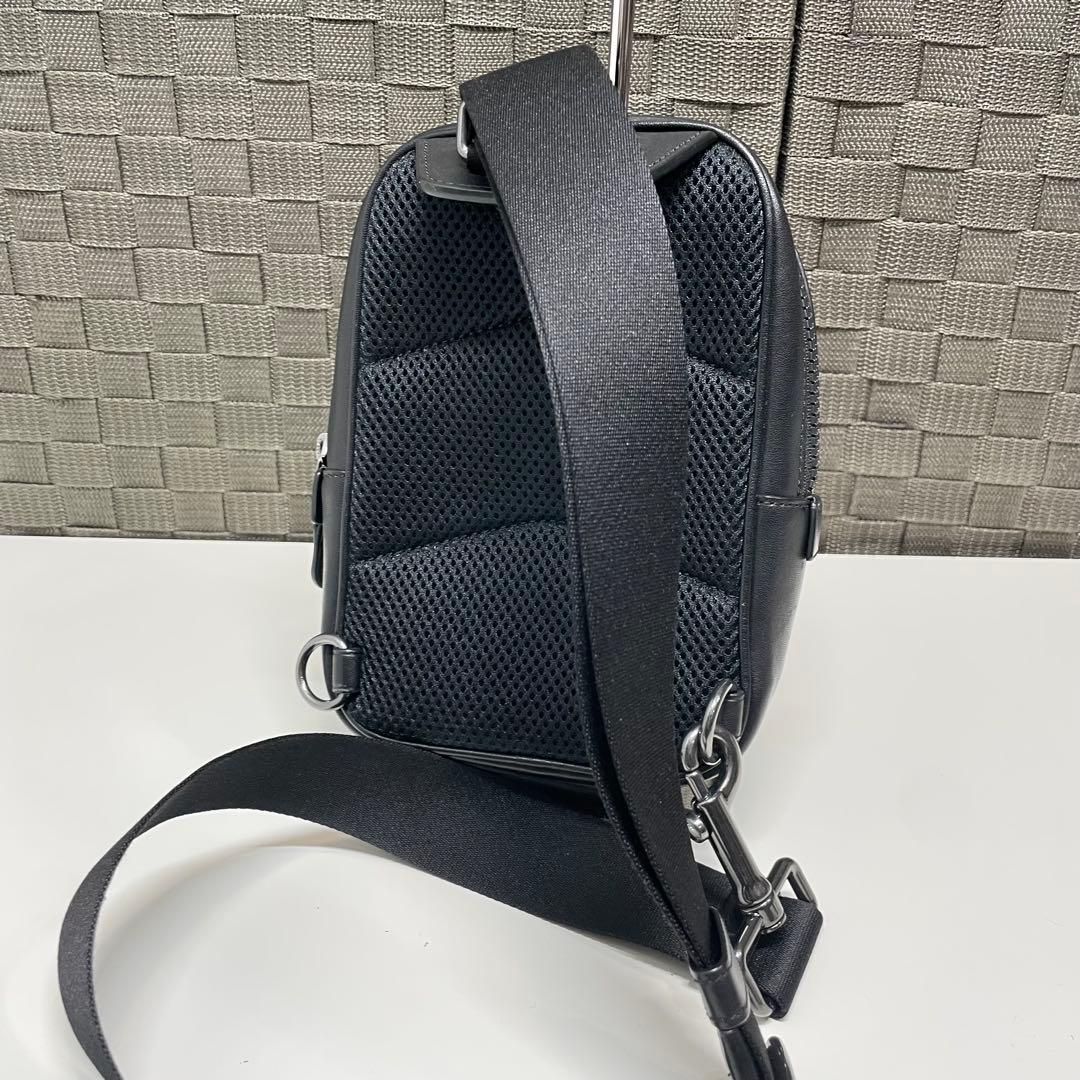 L*4様 COACH PVC ボディバッグ　ブラック